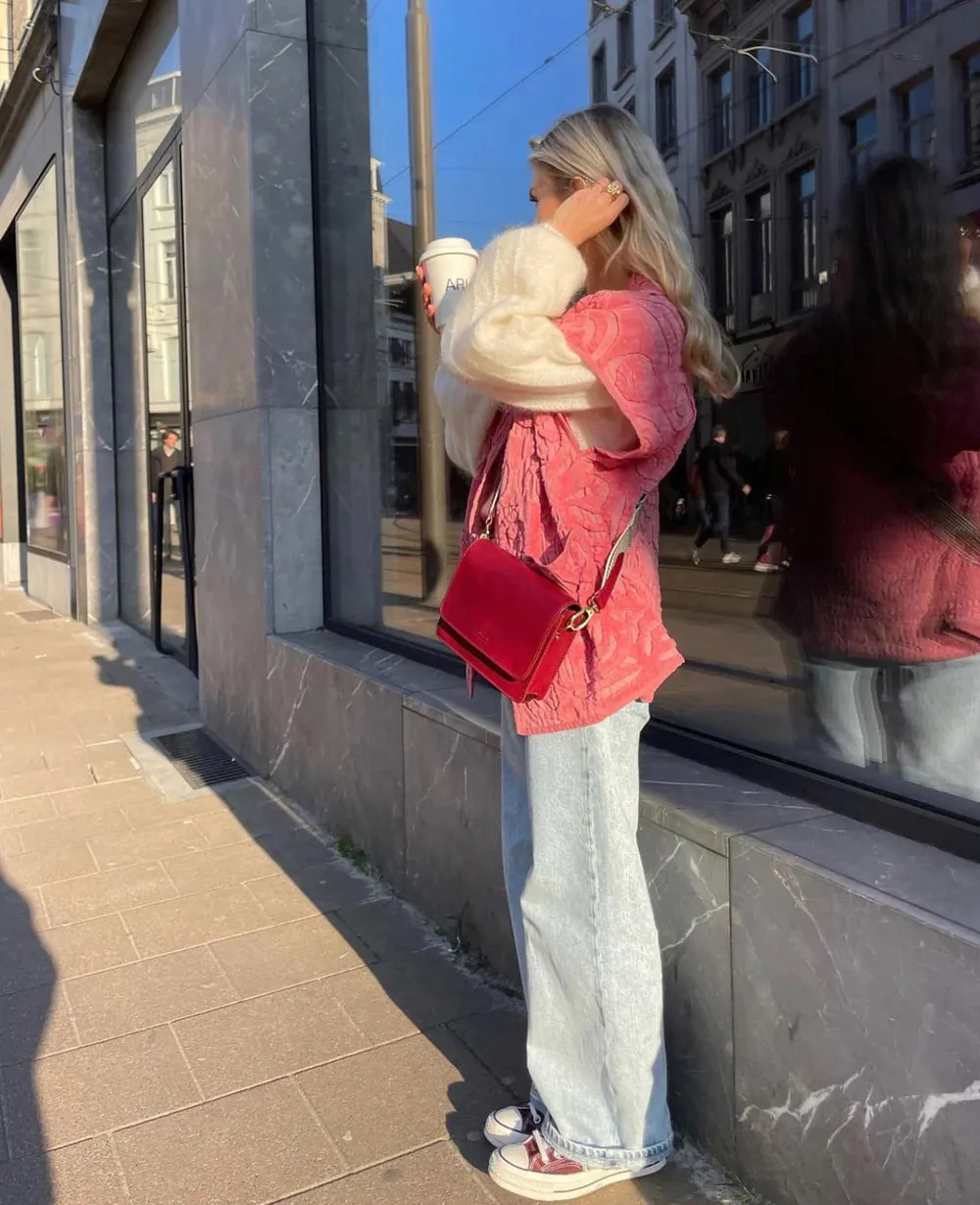 Vida Velvet Blanket Vest - Pink
